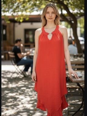 Luxology Sleeveless High-Low Maxi Dress in Coral